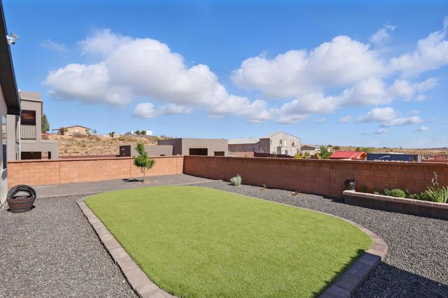 608 Southern Boulevard SW, Rio Rancho, NM 87124