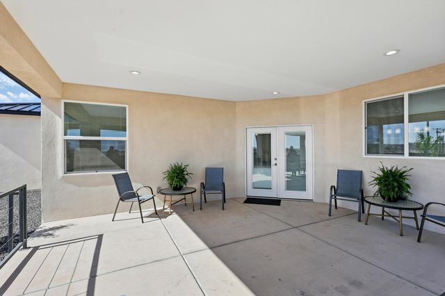 608 Southern Boulevard SW, Rio Rancho, NM 87124