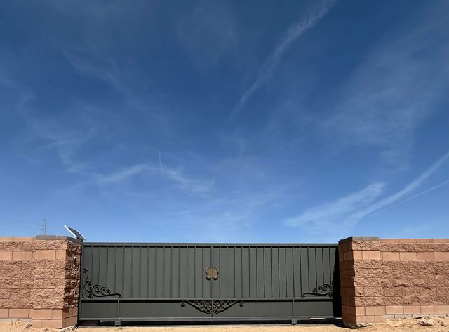 608 Southern Boulevard SW, Rio Rancho, NM 87124