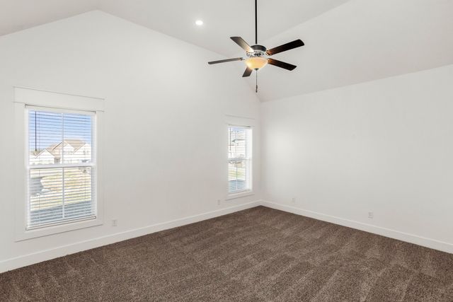 1222 Emmie Reece Dr, Smyrna, TN 37167