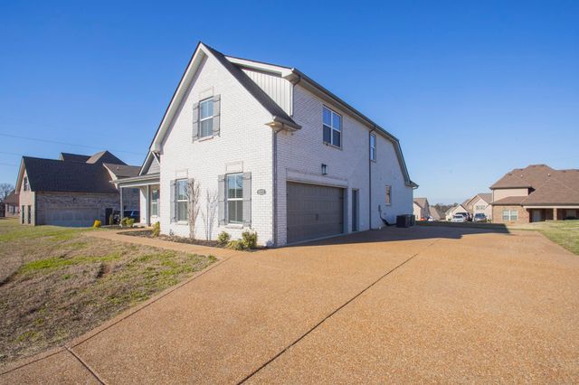 1222 Emmie Reece Dr, Smyrna, TN 37167