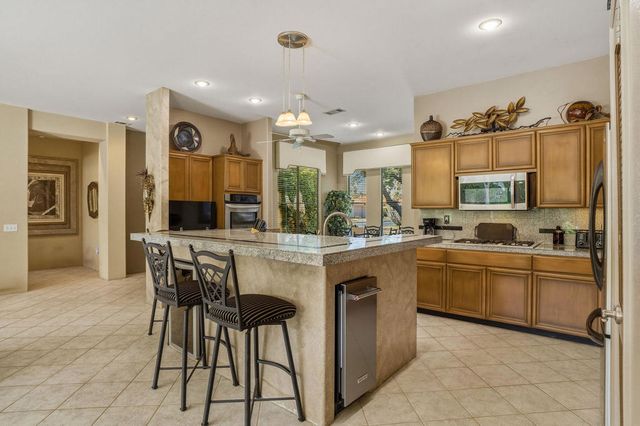 45010 Aztec Drive, Indian Wells, CA 92210