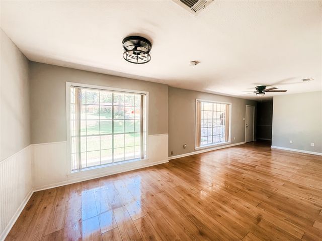 107 HICKORY HOLLOW DR, Haughton, LA 71037
