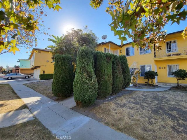 5144 W 21st Street, Los Angeles, CA 90016