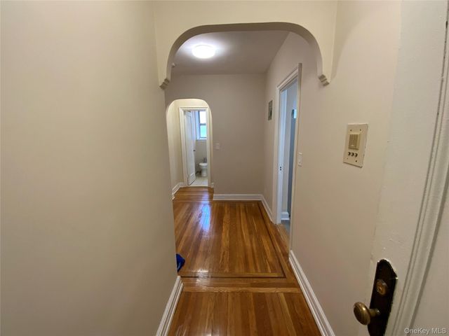 1 S Broadway 4M, White Plains, NY 10601