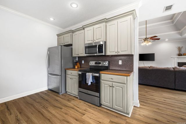 16 Blueberry Lane, Cabot, AR 72023