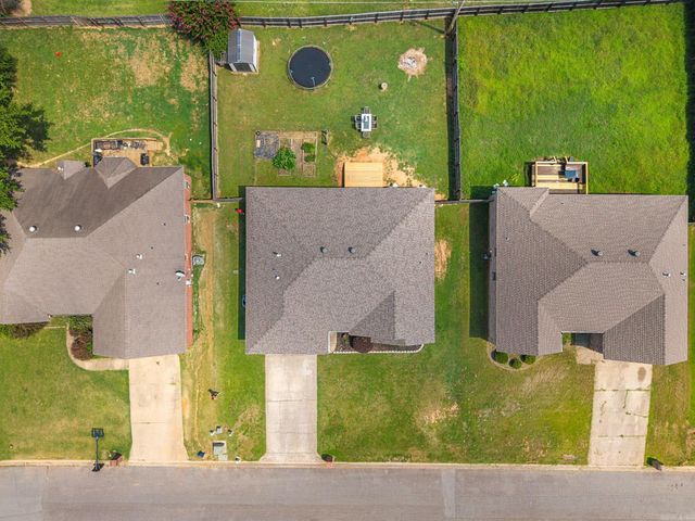 16 Blueberry Lane, Cabot, AR 72023