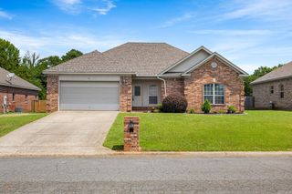 16 Blueberry Lane, Cabot, AR 72023