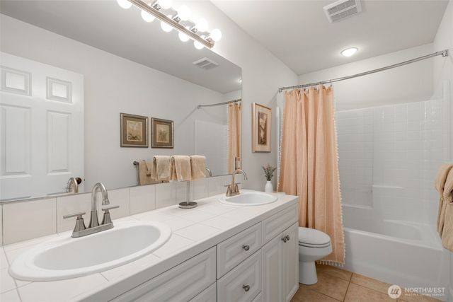 22431 SE 30th Street, Sammamish, WA 98075