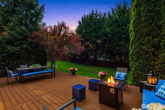 22431 SE 30th Street, Sammamish, WA 98075