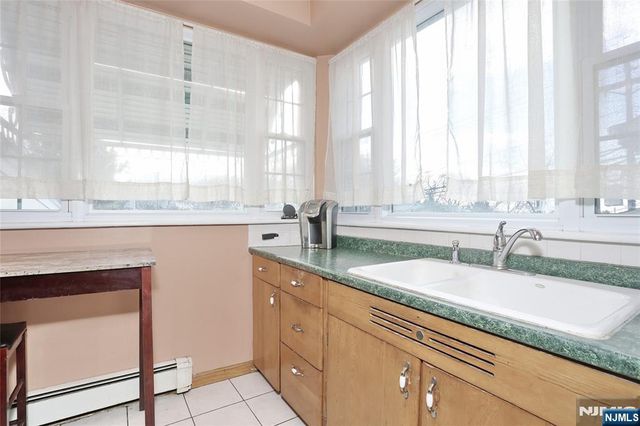 5 Prospect Street, Hawthorne, NJ 07506