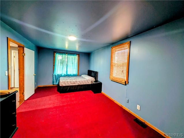 1926 Welch Avenue, Niagara Falls, NY 14303