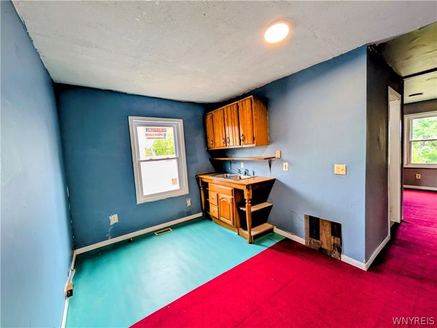 1926 Welch Avenue, Niagara Falls, NY 14303