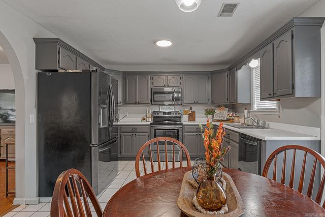 701 Baywood, Paragould, AR 72450