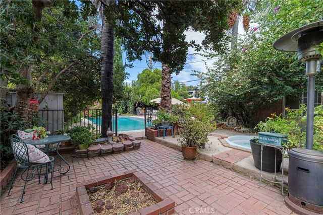 15119 Valleyheart, Sherman Oaks, CA 91403