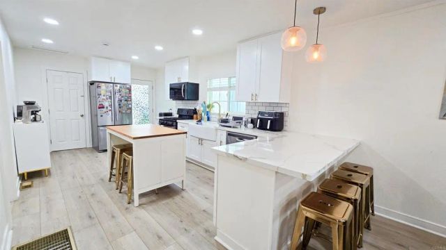 4383 Van Dyke Avenue, San Diego, CA 92105