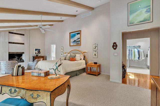 901 N Tara, Wichita, KS 67206