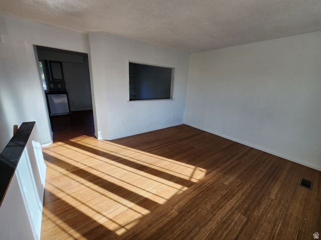 6223 S CLARA DR, Taylorsville, UT 84129