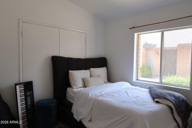 27 W Concorda Drive 103, Tempe, AZ 85282