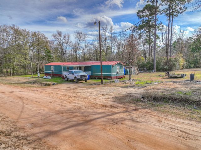 284 Pine Hollow Loop N, Moscow, TX 75960