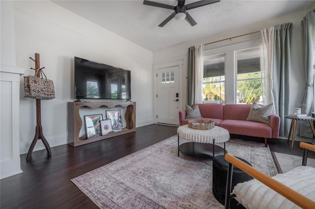 2831 N MORGAN STREET, Tampa, FL 33602