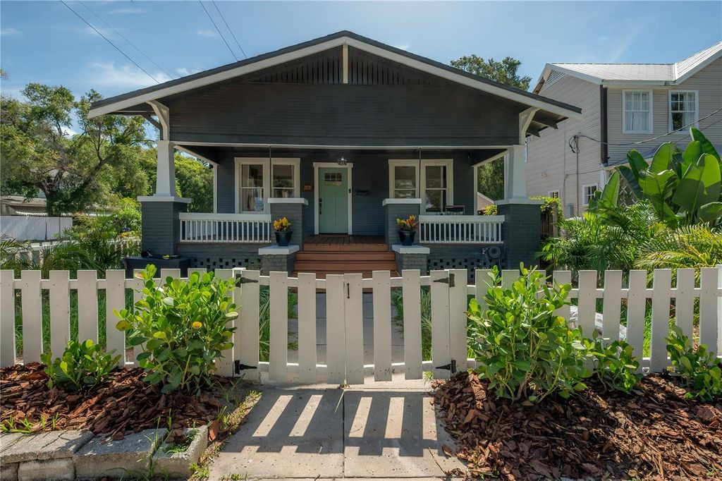 2831 N MORGAN STREET, Tampa, FL 33602