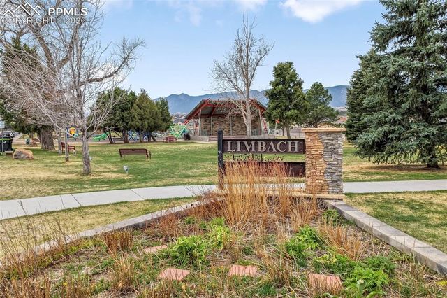 241 Front Street 102, Monument, CO 80132