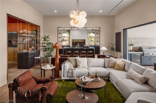 8565 Stange Avenue, Las Vegas, NV 89129