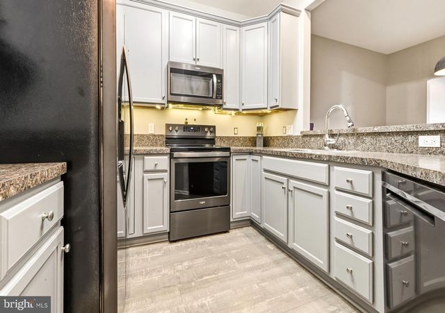 206 RAPHAEL CT, Williamstown, NJ 08094