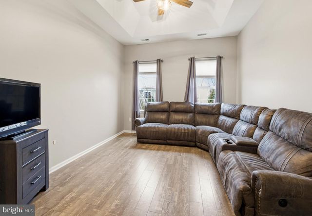 206 RAPHAEL CT, Williamstown, NJ 08094