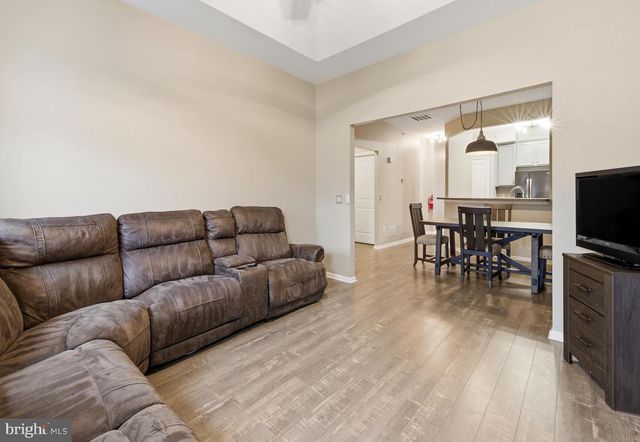 206 RAPHAEL CT, Williamstown, NJ 08094