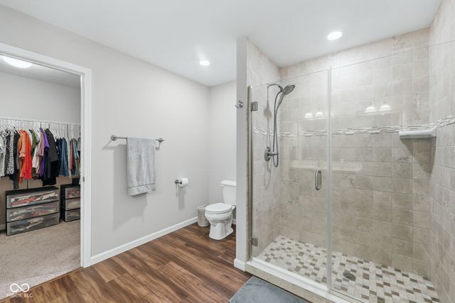 905 N Fox Berry Drive, Yorktown, IN 47396