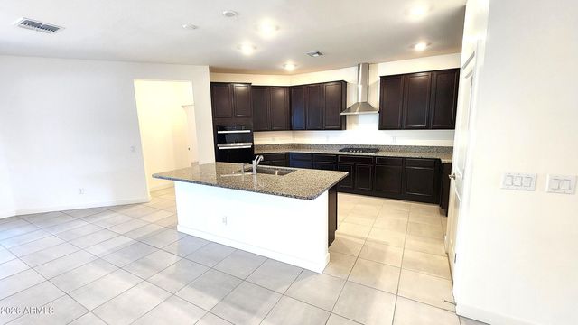 2934 E AUGUSTA Avenue, Gilbert, AZ 85298