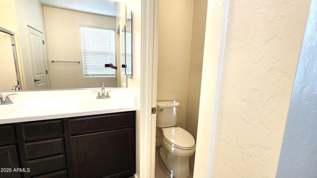 2934 E AUGUSTA Avenue, Gilbert, AZ 85298