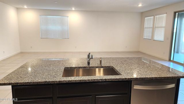 2934 E AUGUSTA Avenue, Gilbert, AZ 85298