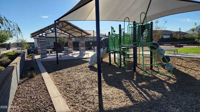 2934 E AUGUSTA Avenue, Gilbert, AZ 85298