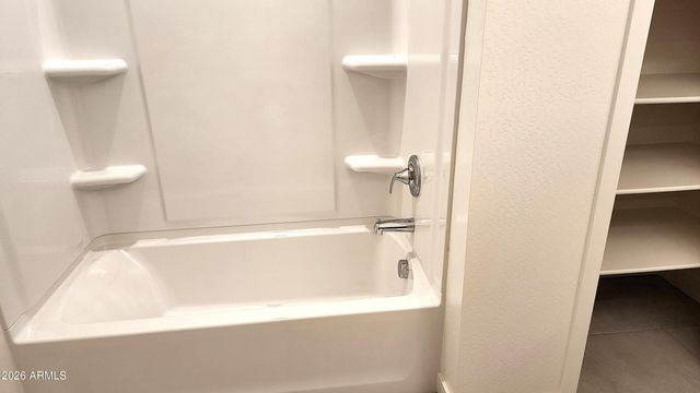 2934 E AUGUSTA Avenue, Gilbert, AZ 85298