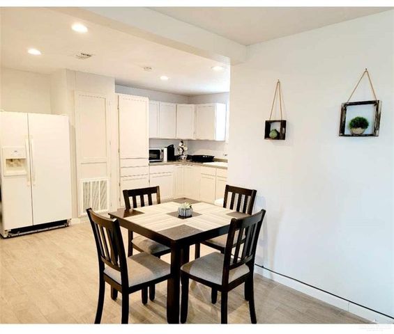 906 E Van Week Street, Edinburg, TX 78541