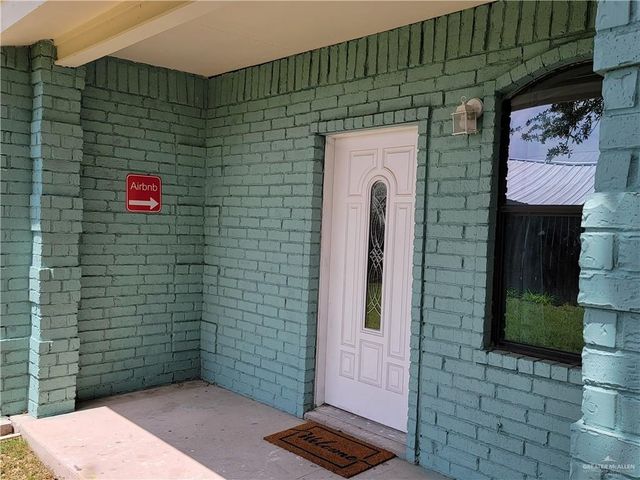 906 E Van Week Street, Edinburg, TX 78541