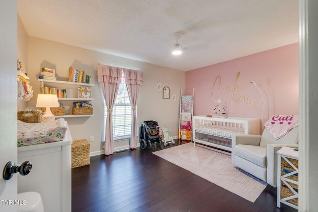 221 Lindas Way, Bristol, TN 37620