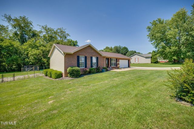 221 Lindas Way, Bristol, TN 37620