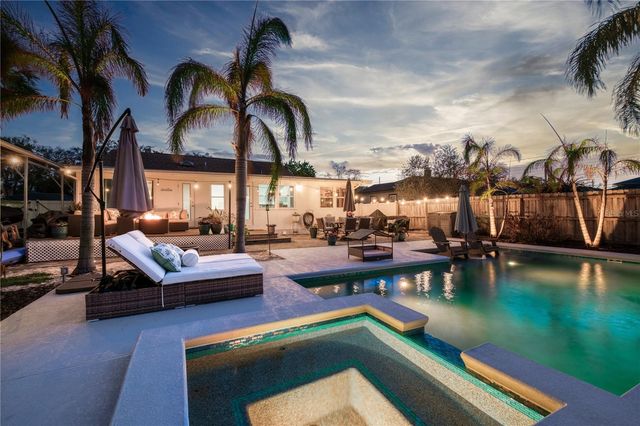 1433 W SMITH STREET, Orlando, FL 32804