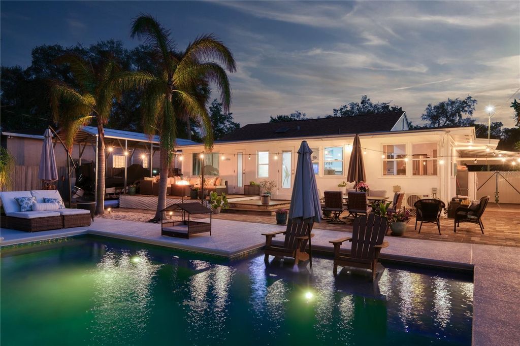 Image 21 of property listing at 1433 W SMITH STREET, Orlando, FL 32804