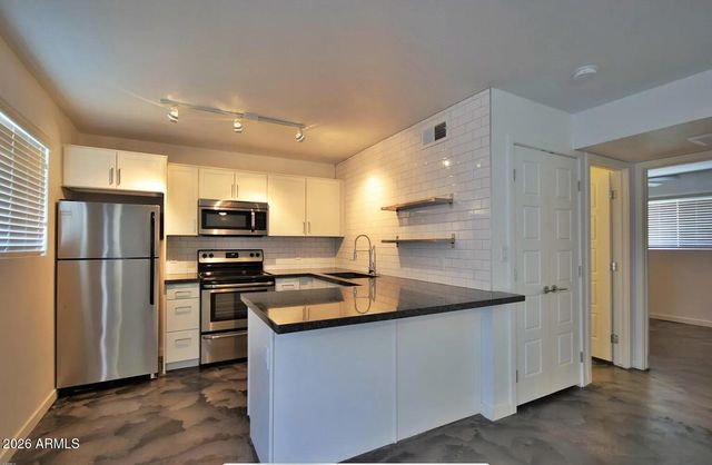 4231 N 27TH Street 10, Phoenix, AZ 85016