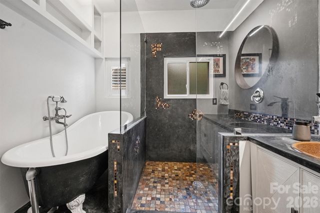 1601 Tippah Avenue, Charlotte, NC 28205