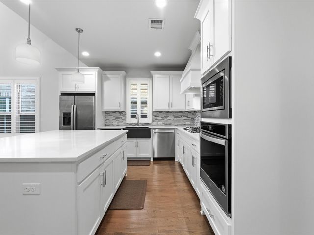 4528 Sir Craig Drive, Carrollton, TX 75010