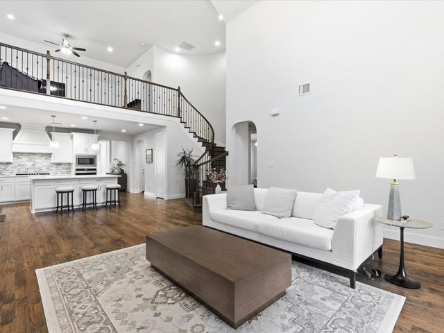 4528 Sir Craig Drive, Carrollton, TX 75010