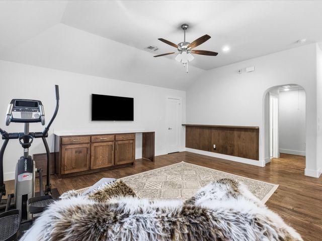 4528 Sir Craig Drive, Carrollton, TX 75010