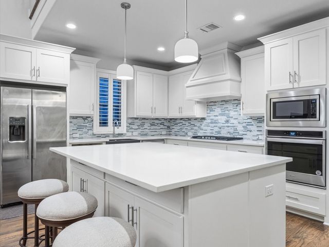 4528 Sir Craig Drive, Carrollton, TX 75010