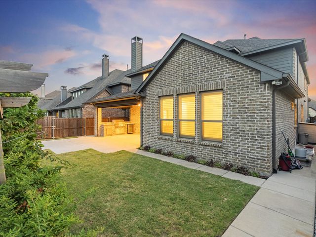 4528 Sir Craig Drive, Carrollton, TX 75010
